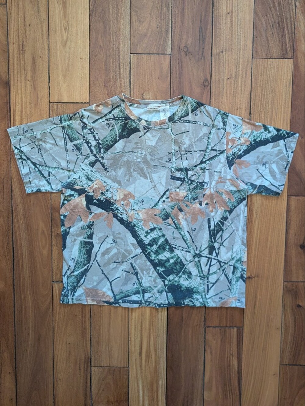 Outfitters Ridge Vintage Camo Pocket T-shirt (XL)